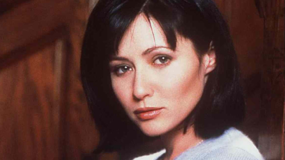 Shannen Doherty, Charmed and Beverly Hills 90210 Star, Dies at 53