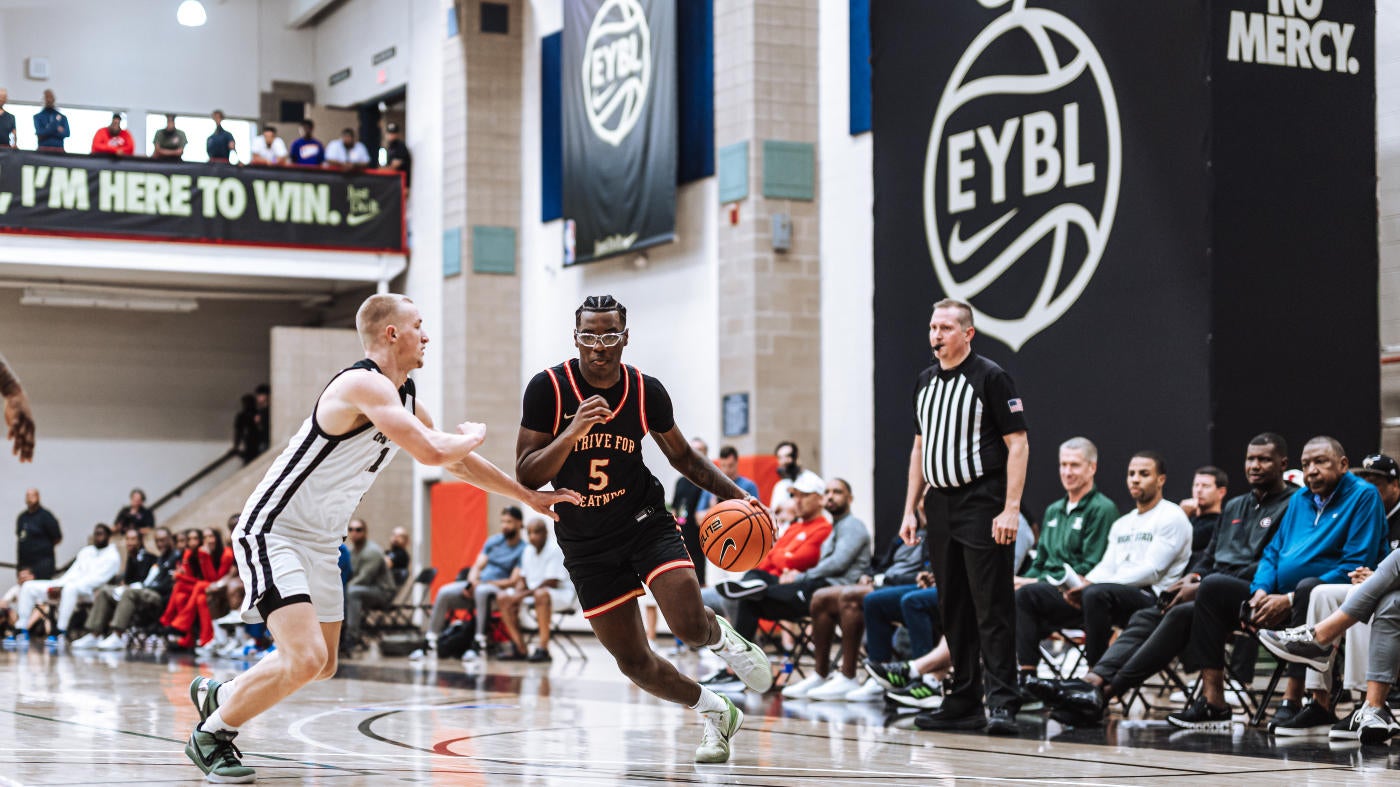 
                        NIL and relaxed transfer rules have changed recruiting at 'the most stress-free Peach Jam in history'
                    