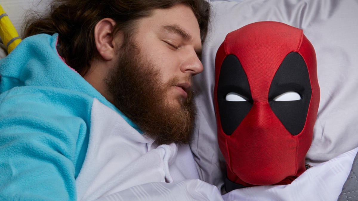 The Marvel Legends Deadpool Interactive Head Is Coming Back For ...