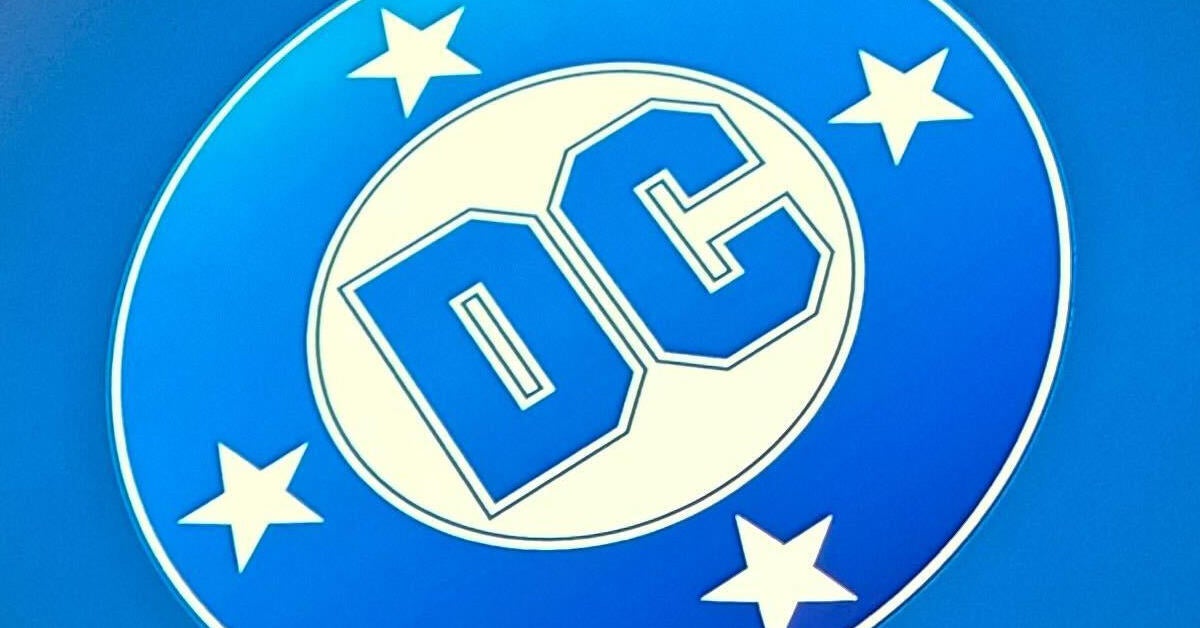 dc-studios-logo-sdcc-reveal-header-image