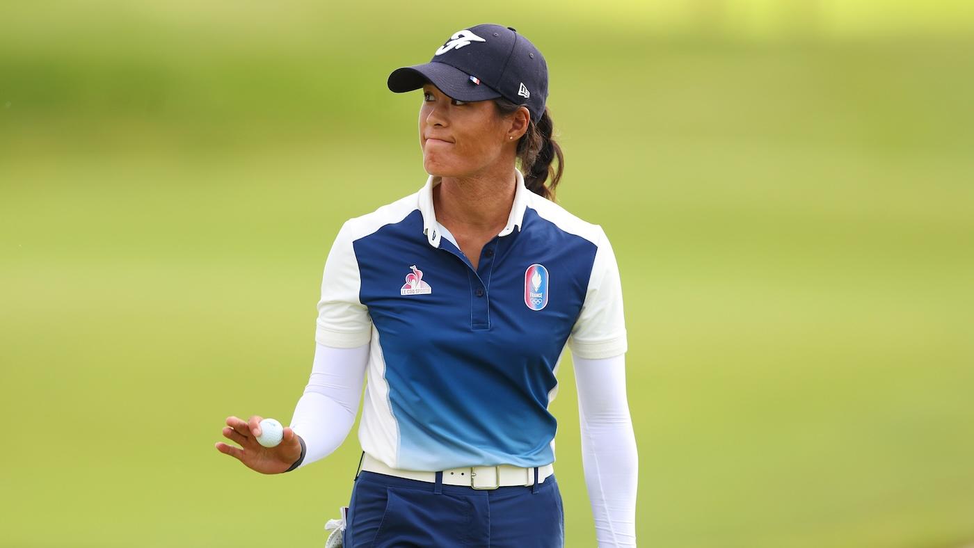 2024 Olympics women's golf leaderboard: Celine Boutier opens big lead, Nelly Korda seven back after Round 1