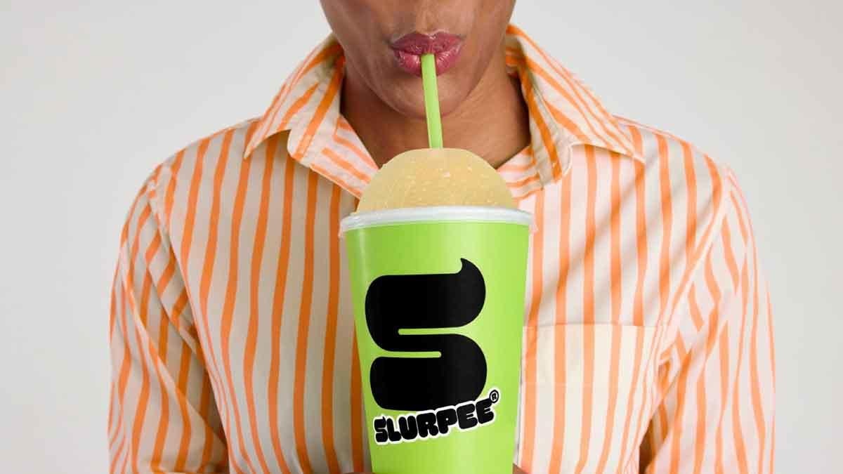 7-Eleven открывает сезон тыквенных специй с новым Slurpee