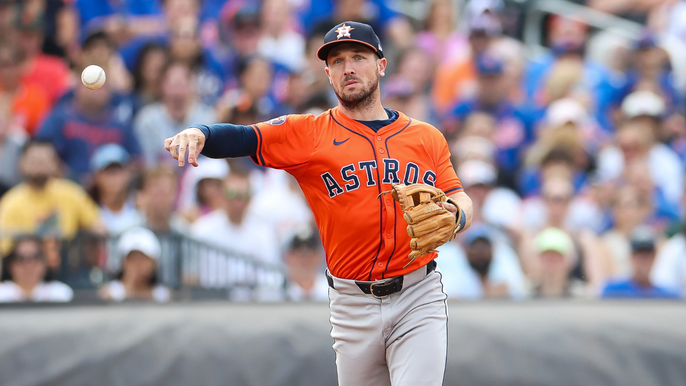 Alex Bregman says elbow injury will be ‘kind of a fluid situation’ as Astros hunt down AL West title