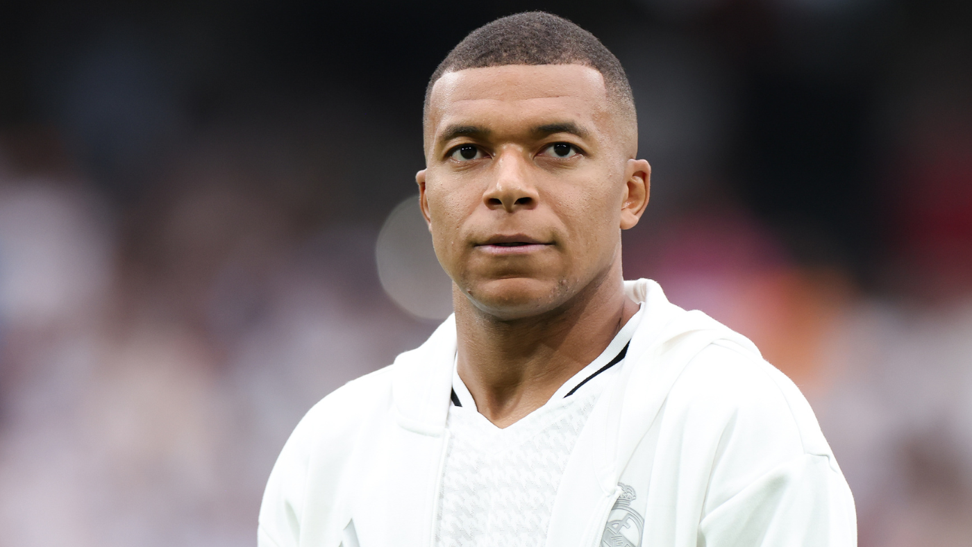 Kylian Mbappe social media apparently hacked: Madrid star's account makes posts taking aim at Lionel Messi