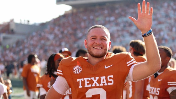 quinnewerslonghorns.jpg