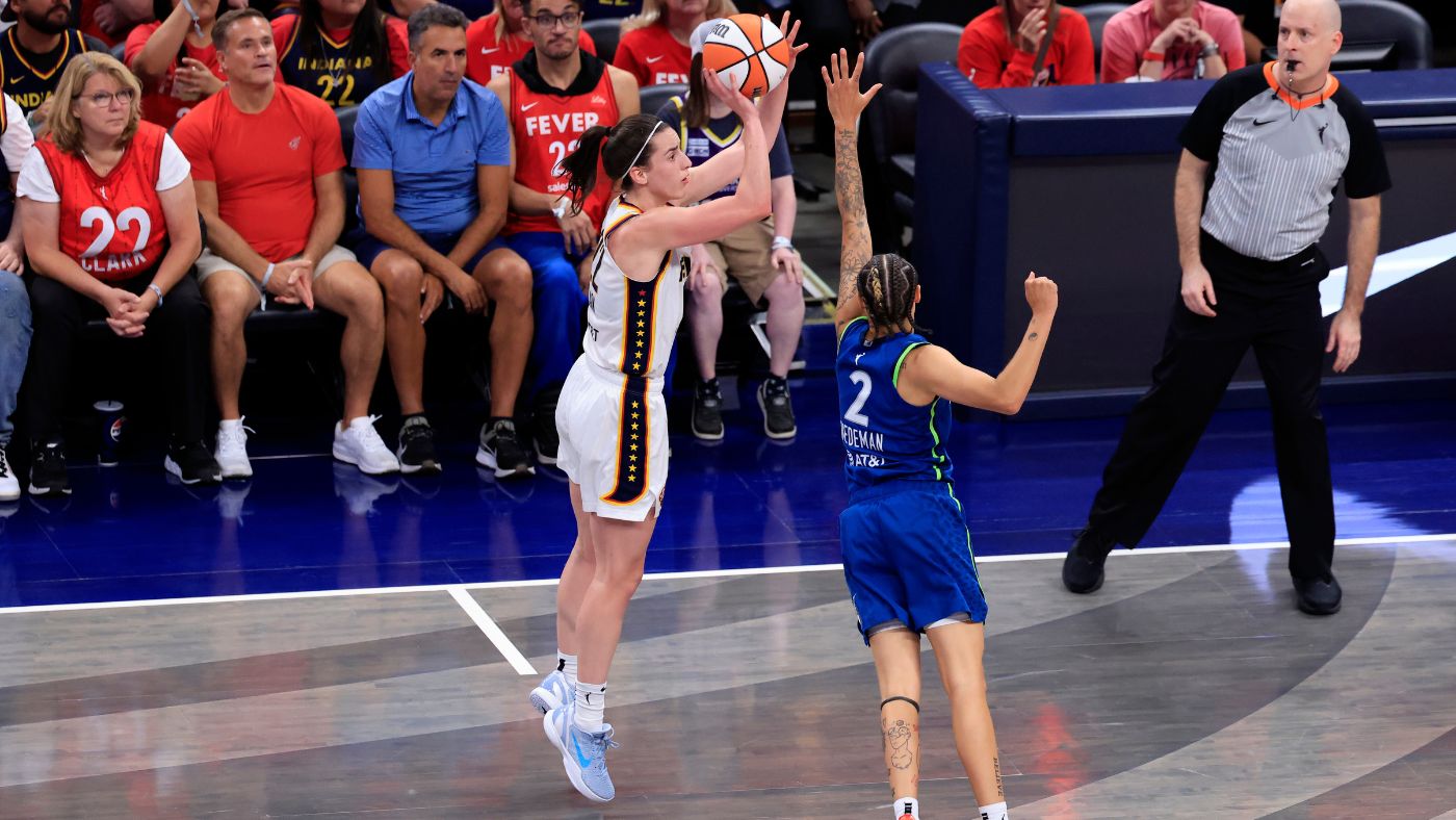 Caitlin Clark rookie scoring record tracker: Fever star has chance to make even more history by season end