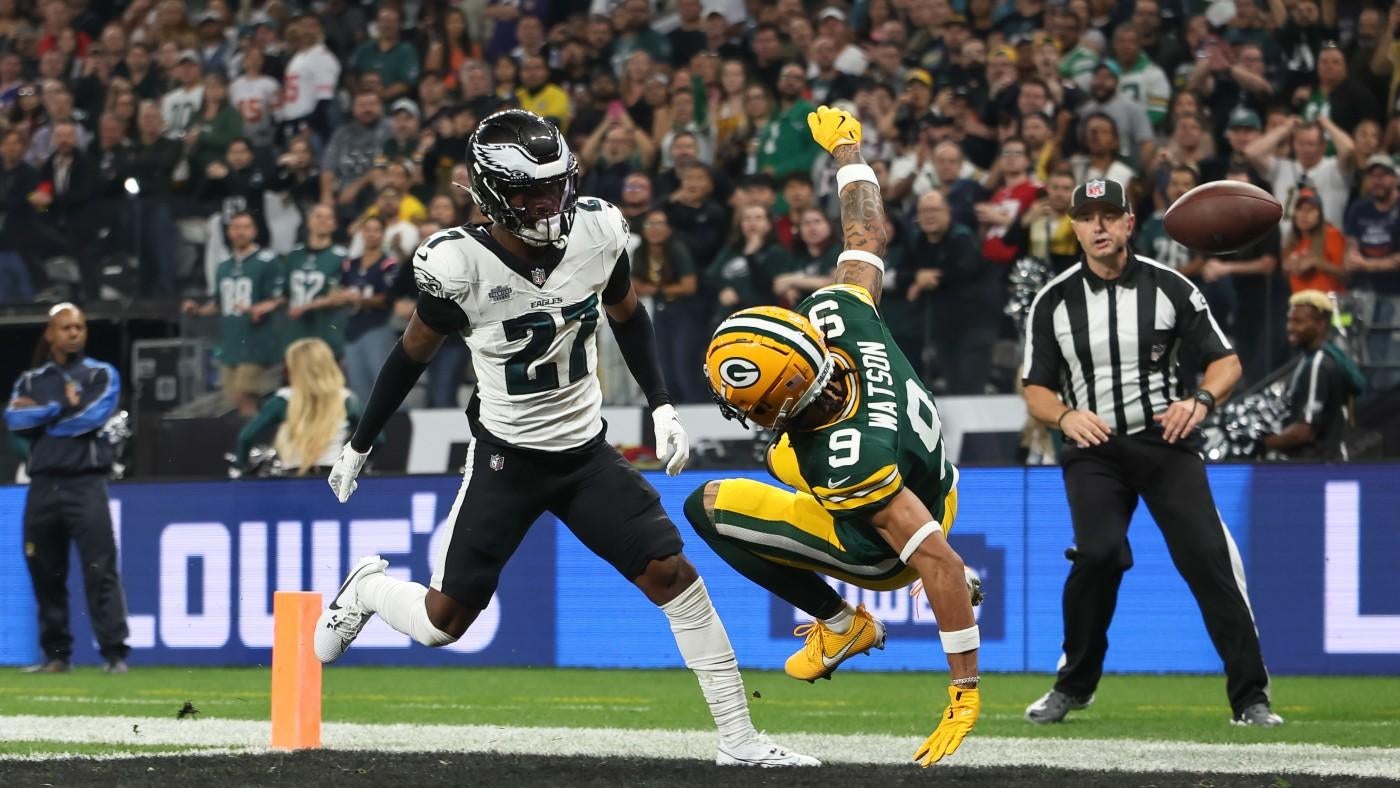 The moment is never too big for Q': How Eagles' Quinyon Mitchell thrived  despite being targeted vs. Packers - CBS Sports