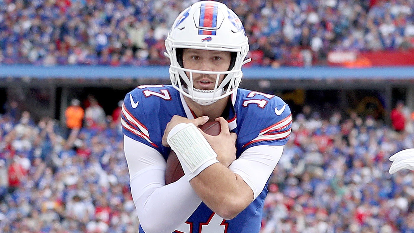 Josh Allen injury update: Bills QB says non-throwing hand 'good, ready to go' ahead of short week vs. Dolphins