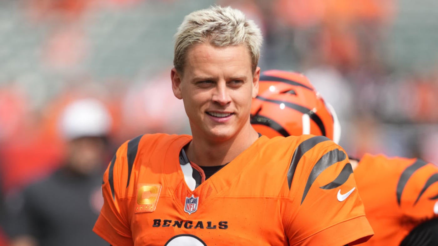 Bengals' Joe Burrow laughs off viral discussion over how he picked up water bottle, injury concerns in Week 1