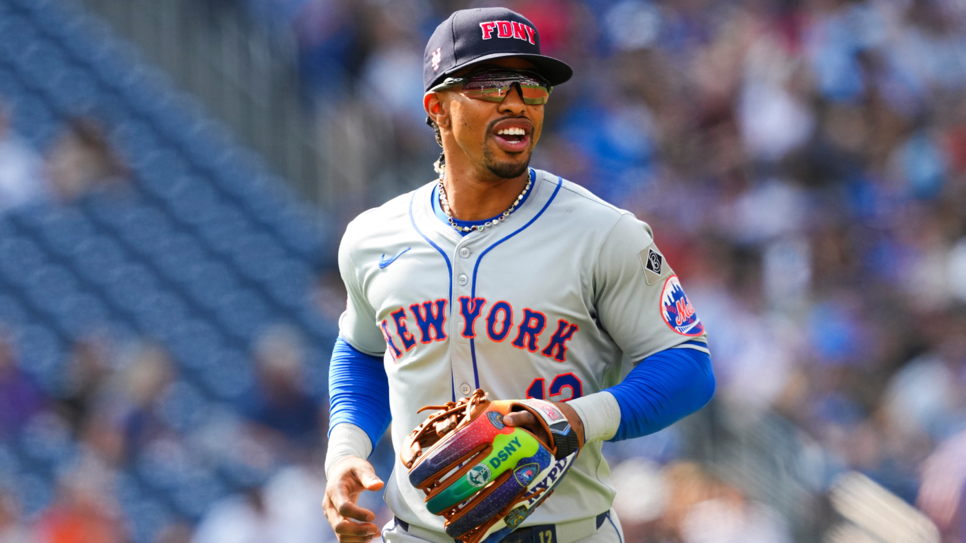 Francisco Lindor gets good news on sore back as Mets fight for playoff berth in tight wild-card race