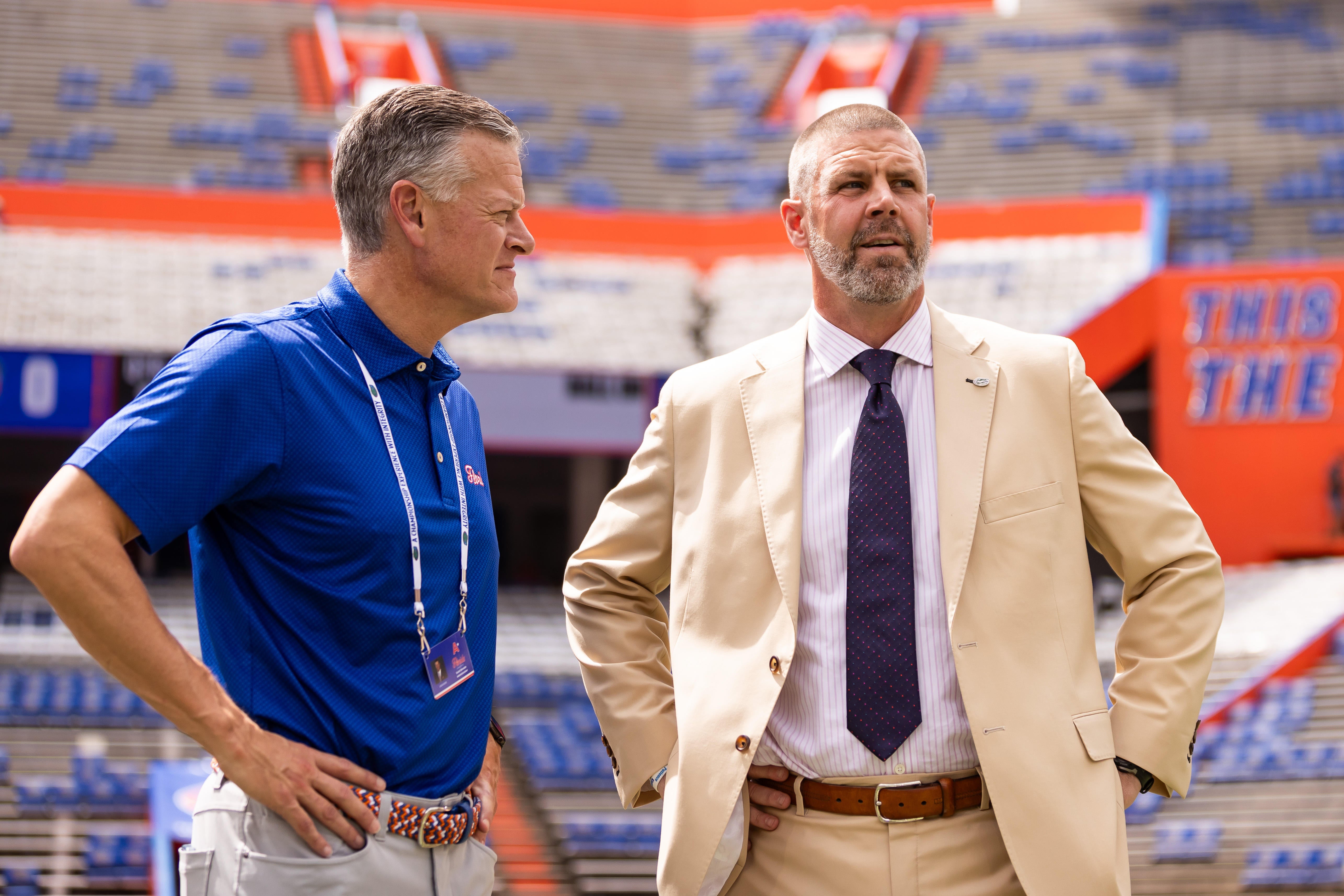 Clock nears midnight on Billy Napier's coaching tenure at Florida after embarrassing loss to Texas A&M