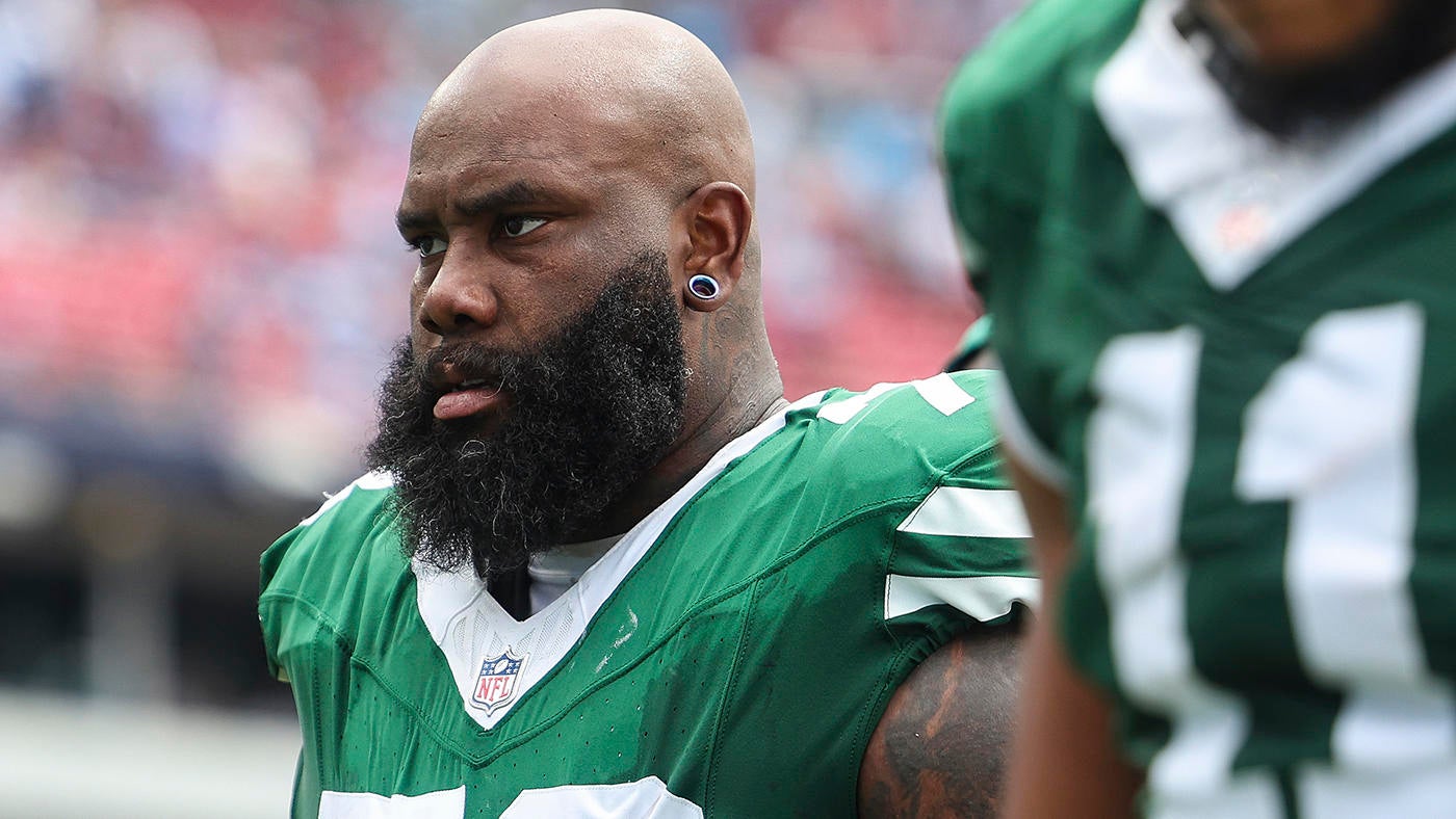 Morgan Moses injury update: Jets RT to get knee evaluated Friday after getting rolled up on against Patriots