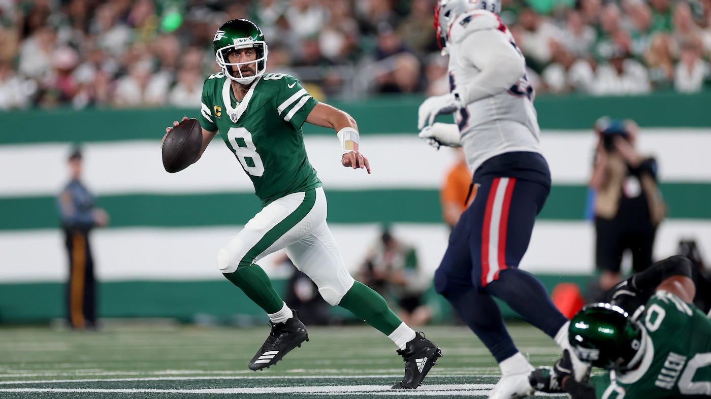 Aaron Rodgers unlocks mobility in Jets' blowout win vs. Patriots, proves Achilles injury no longer concern