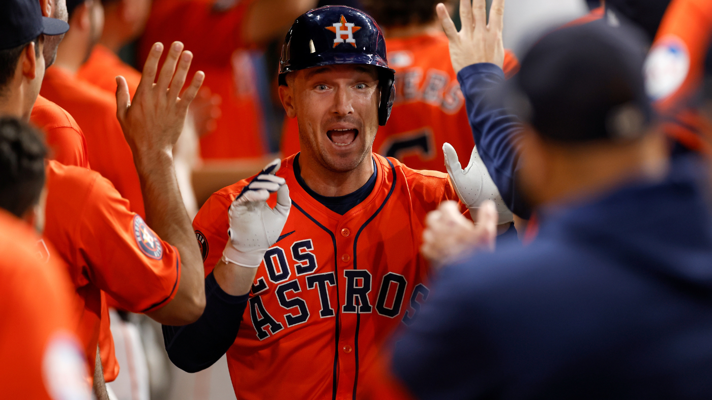 Astros' Alex Bregman, playing potential final regular-season home game for Houston, gets standing ovation