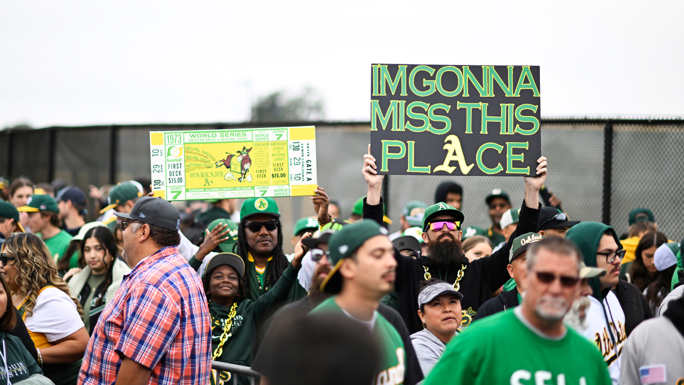 A's fans, former players pack Oakland Coliseum for team's final home game: 'It sure hurts to my core'