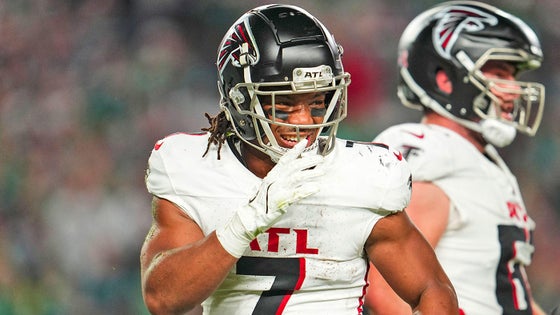 getty-bijan-robinson-falcons.jpg