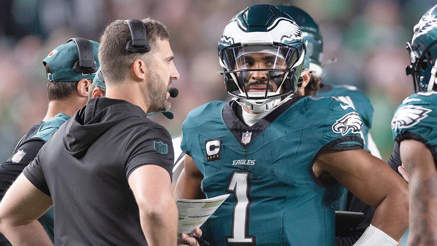 Eagles' Jalen Hurts gives open-ended answer about discussing team with Nick Sirianni: 'We have our moments'