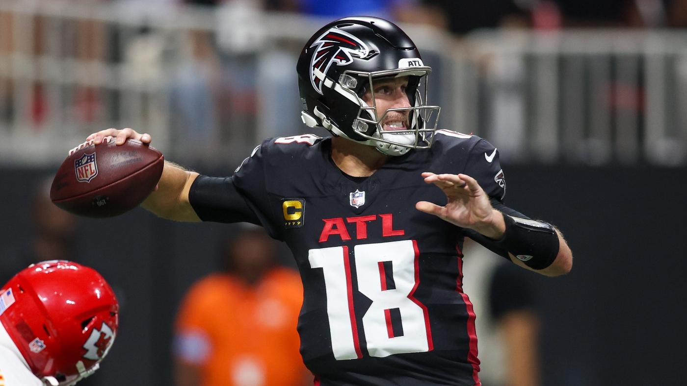 NFL odds, Vegas lines, picks, spreads, game predictions: Model backing Falcons, Commanders in Week 6, 2024