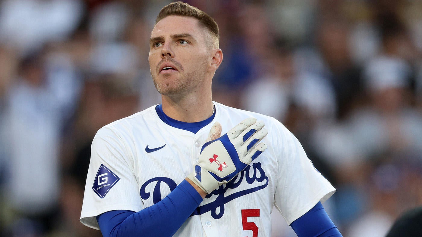 Dodgers injury updates: Freddie Freeman makes NLDS Game 1 lineup, but Clayton Kershaw done for the year