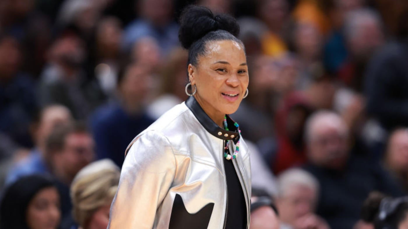 South Carolina's Dawn Staley details MiLaysia Fulwiley's maturation, role players' ascension as season looms