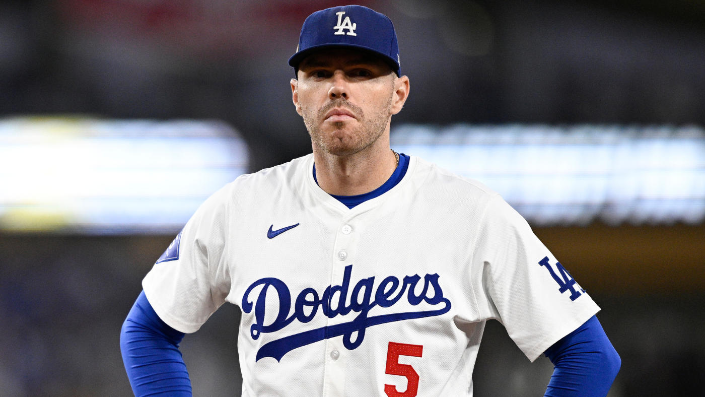 Freddie Freeman injury: NLDS Game 3 status uncertain for Dodgers star after early exit vs. Padres