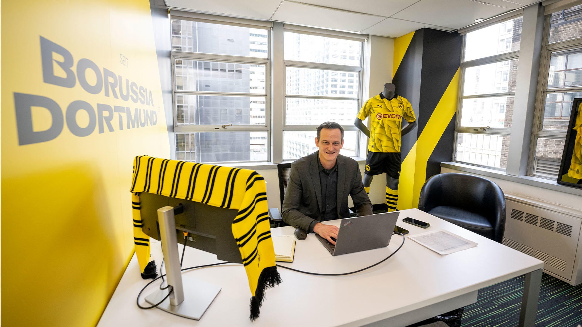 Borussia Dortmund's Marc Lingenhoff Talks 2024 Times Square Cup