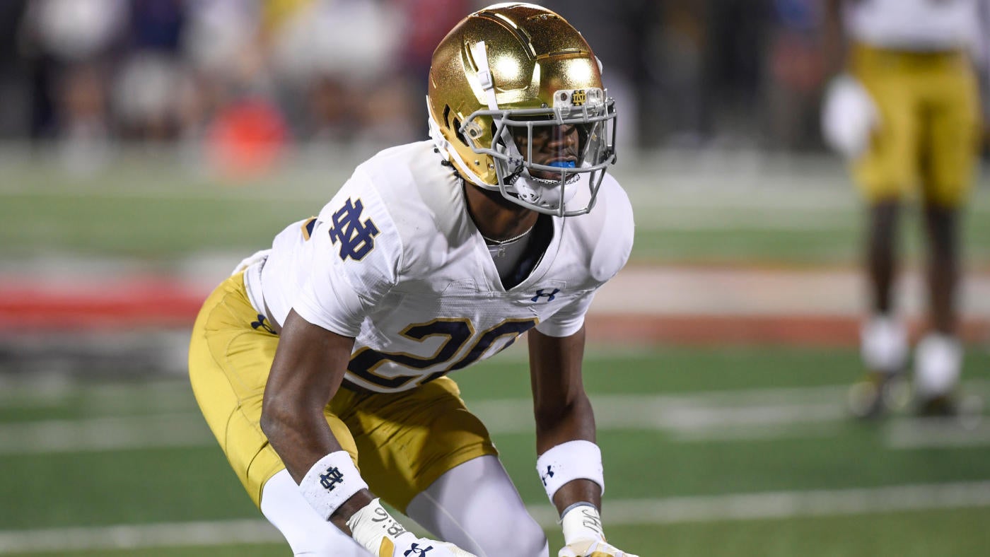 Notre Dame's Benjamin Morrison out for remainder of season as Fighting Irish lose top CB to hip injury