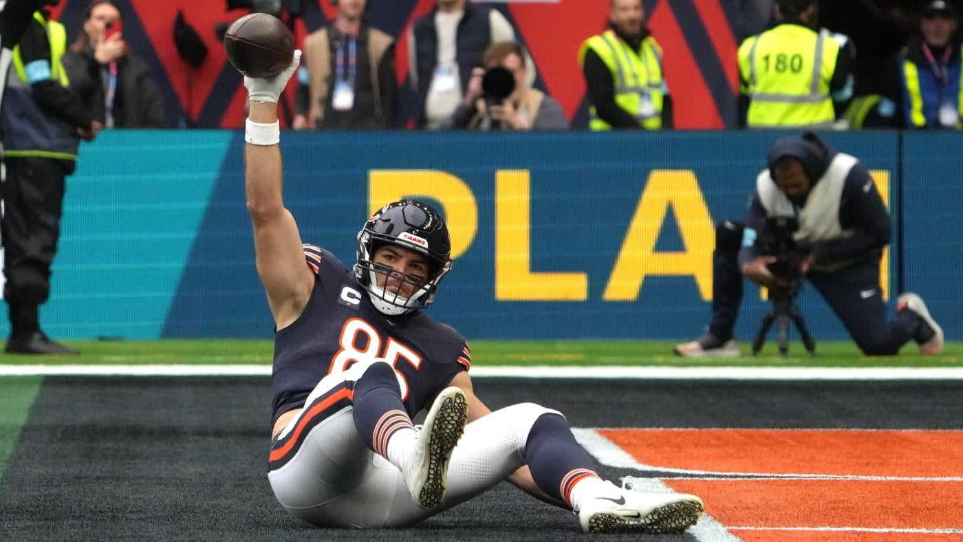 Bears' Cole Kmet earns NFC player of the week honors, but not because of his 2 TDs vs. Jaguars