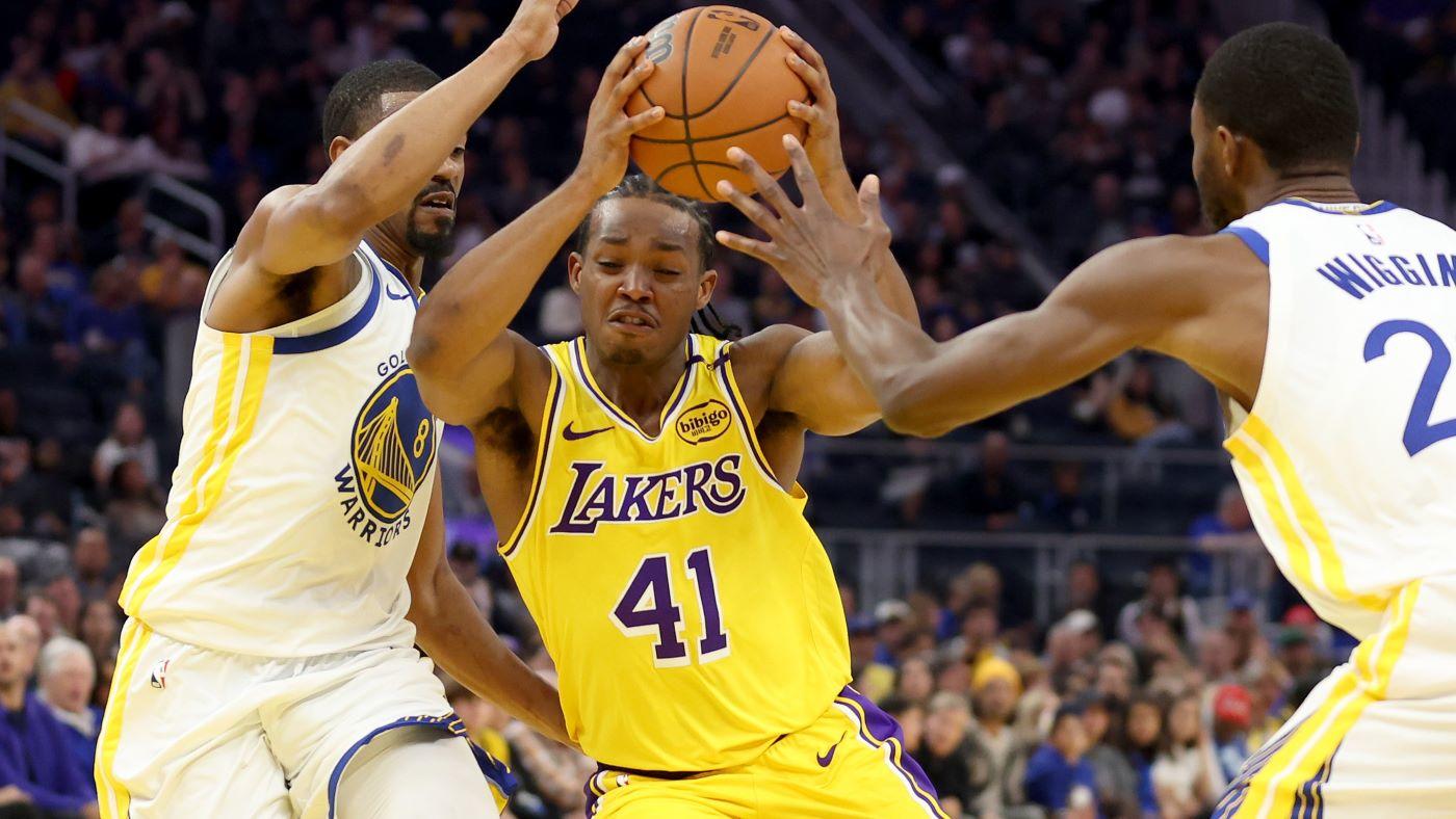 WATCH: Lakers rookie Quincy Olivari gets emotional after meeting Stephen Curry in preseason game vs. Warriors