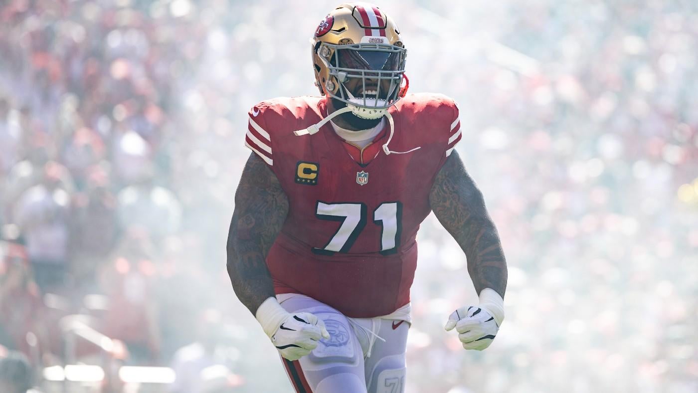 49ers' Trent Williams ejected after striking Chiefs' Bryan Cook in the head during Week 7 matchup