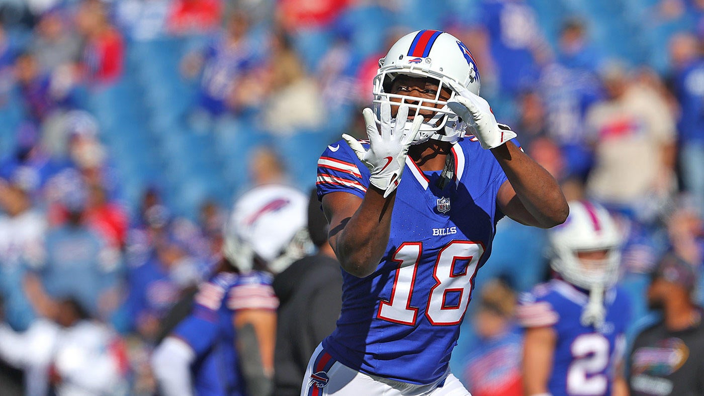 LOOK: Amari Cooper scores TD on first catch with Bills, days after arriving via trade