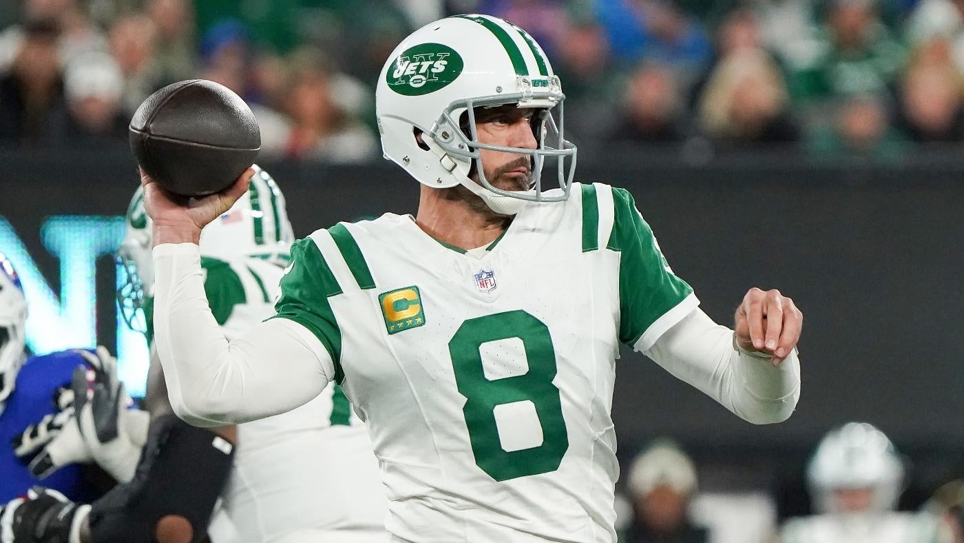 Jets vs. Texans NFL props, AI prediction, odds, Thursday Night Football picks: Aaron Rodgers over 1.5 TDs