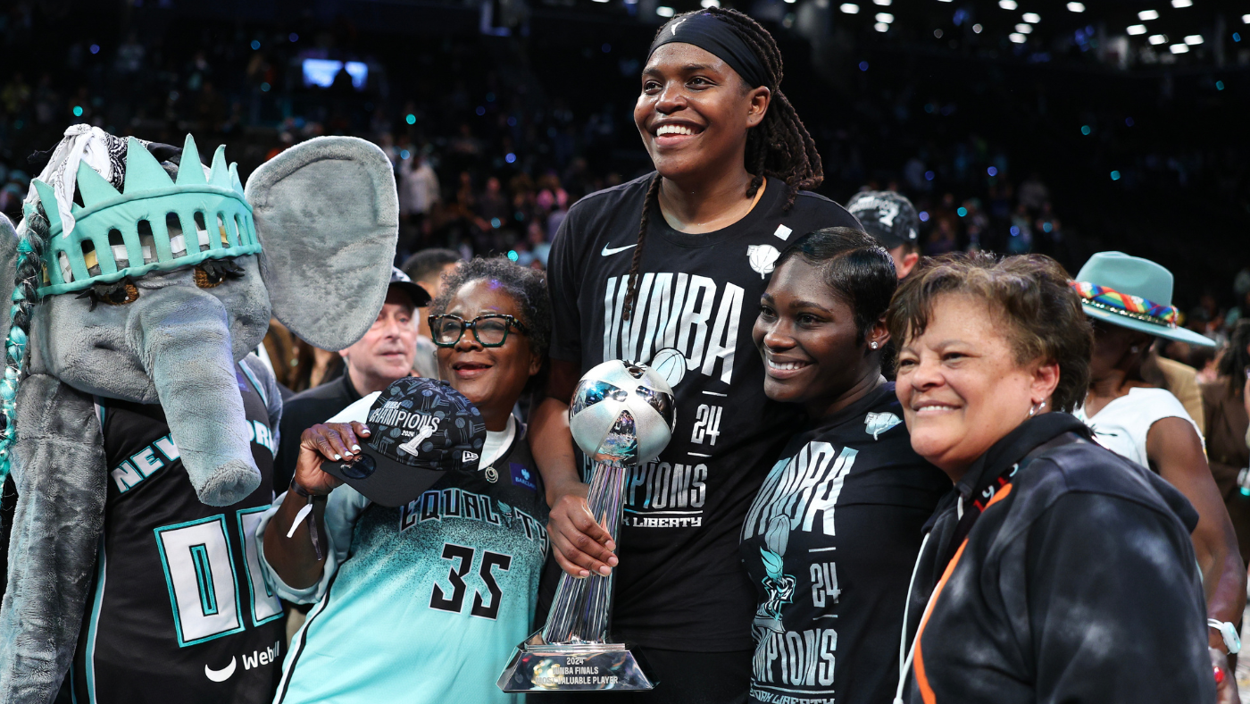 WNBA Finals MVP: Liberty's Jonquel Jones earns honor after team-high 17 points in Game 5 win over Lynx