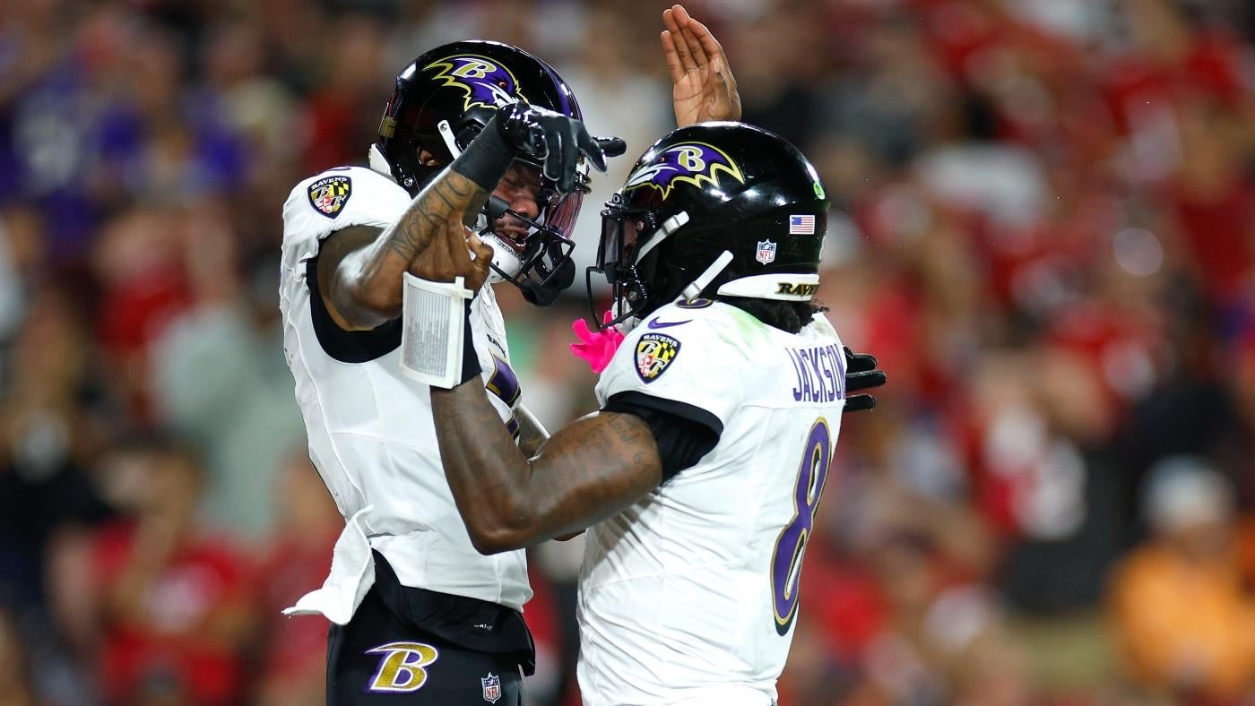 Ravens' Lamar Jackson makes NFL history after throwing as many TDs as incompletions in blowout win over Bucs