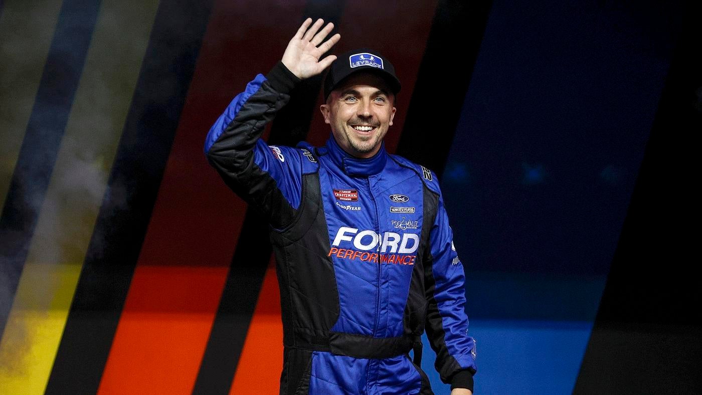 Frankie Muniz to race full-time in NASCAR Craftsman Truck Series in 2025