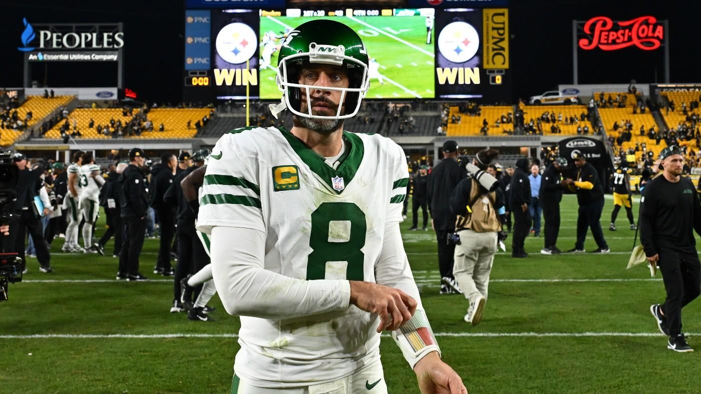 Jets' Aaron Rodgers dealing with new injury in addition to lingering knee and ankle issues