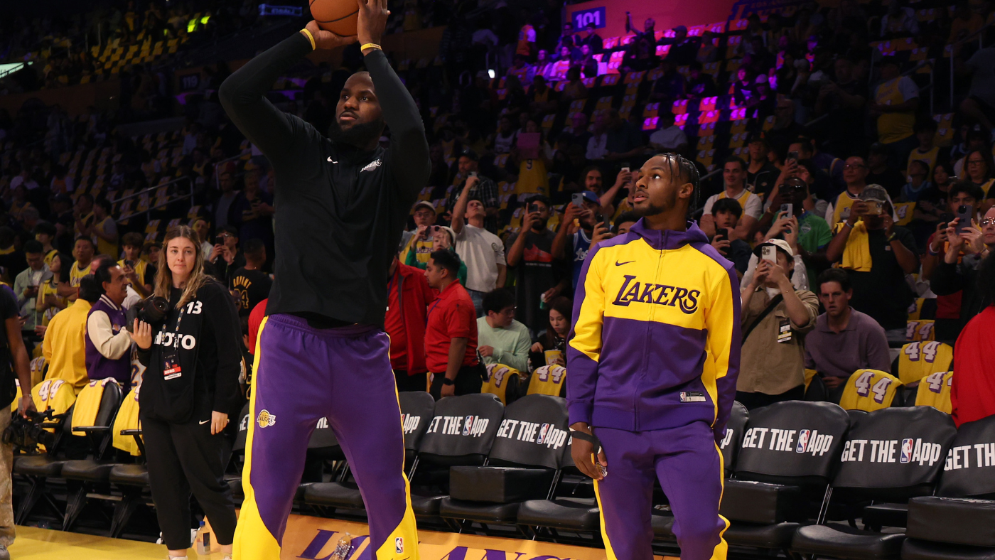 Lakers' LeBron and Bronny James make history as first father-son duo to play together in NBA game