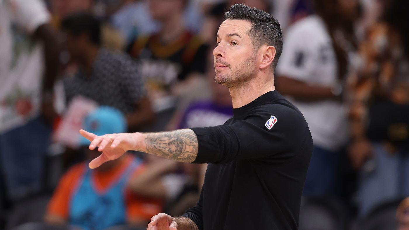 JJ Redick está sobresaliendo como entrenador de los Lakers y todavía ni siquiera están lanzando triples