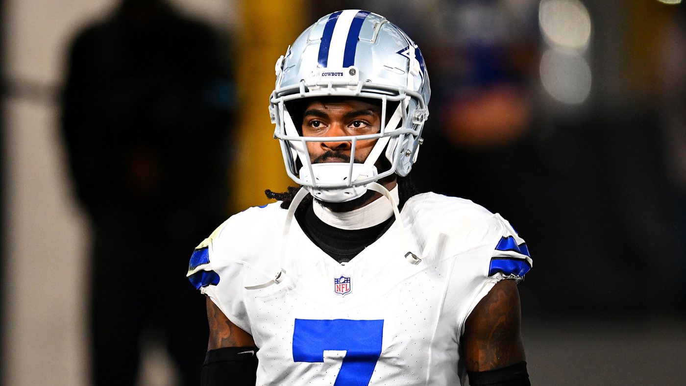 Cowboys CB Trevon Diggs walks out of locker room, lashes out at reporter about social media critique