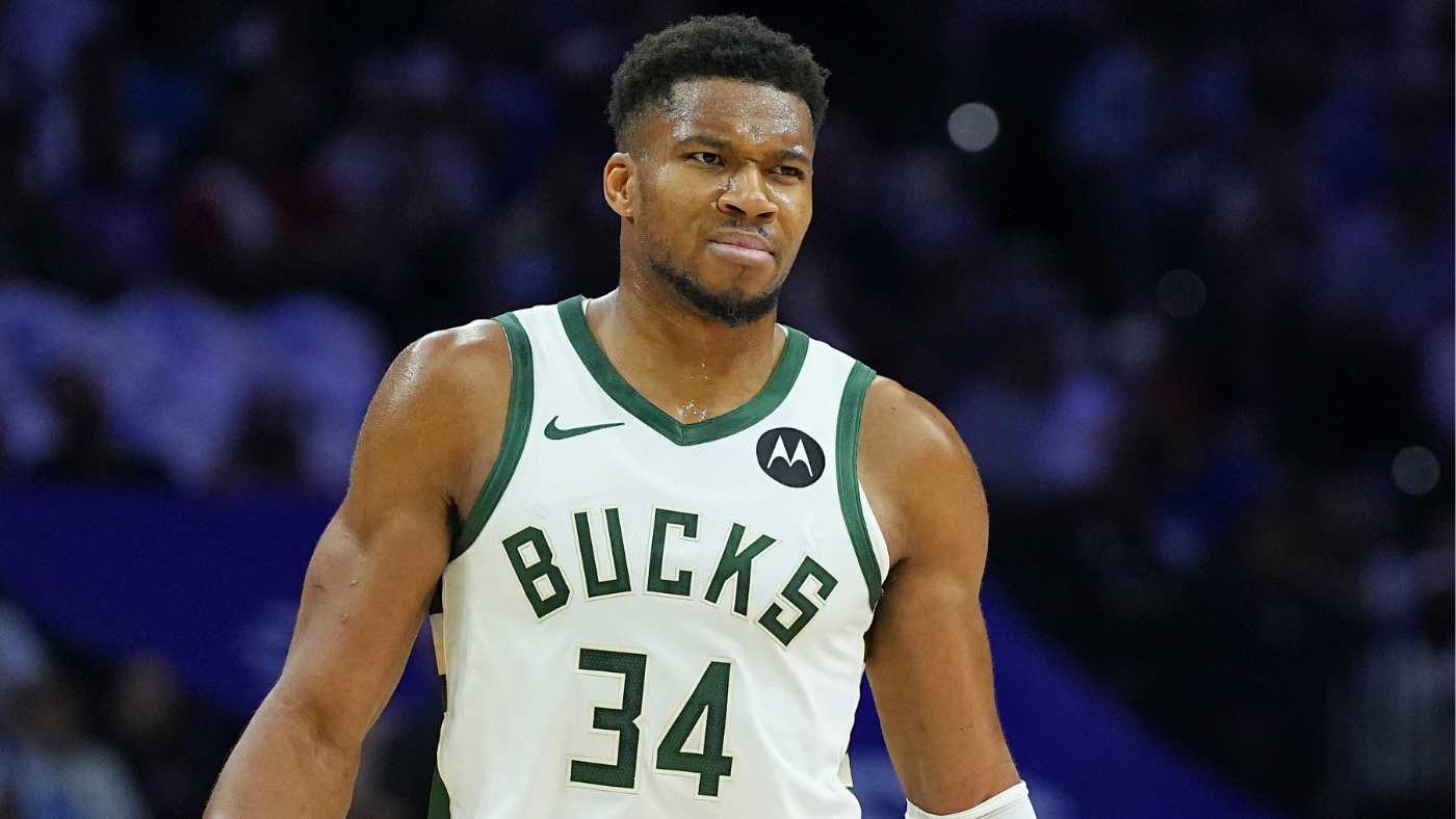 Why Giannis Antetokounmpo's Bucks future is being called into question amid ugly start: 'Teams are circling'