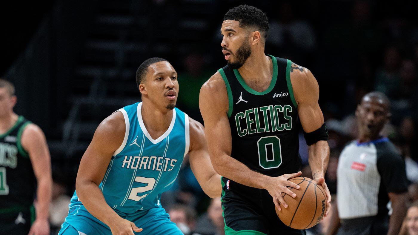 WATCH: Grant Williams ejected for dirty flagrant foul on ex-teammate Jayson Tatum in Celtics' win vs. Hornets