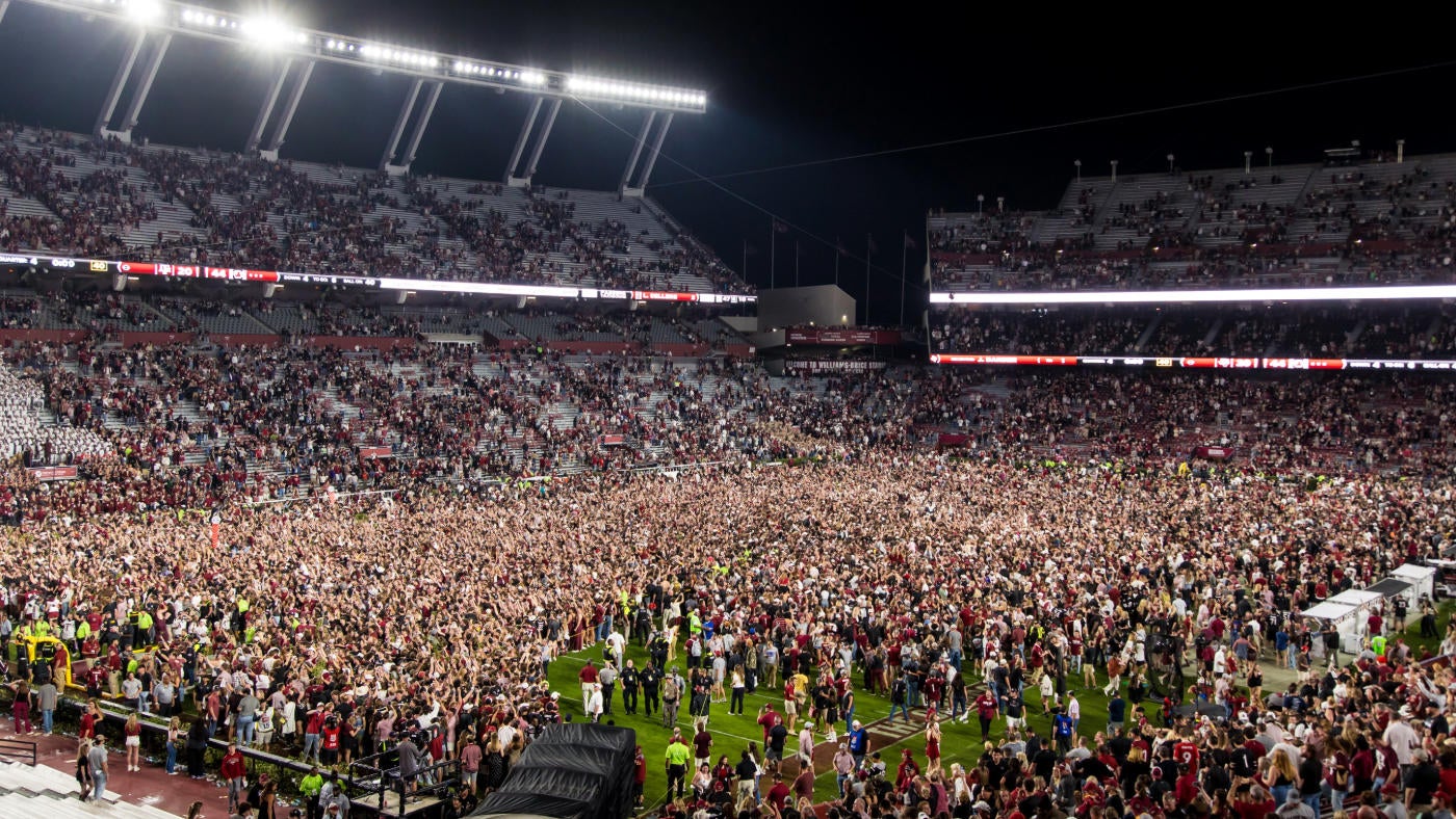 SEC fines South Carolina $250K after fans storm the field to celebrate upset win over Texas A&M