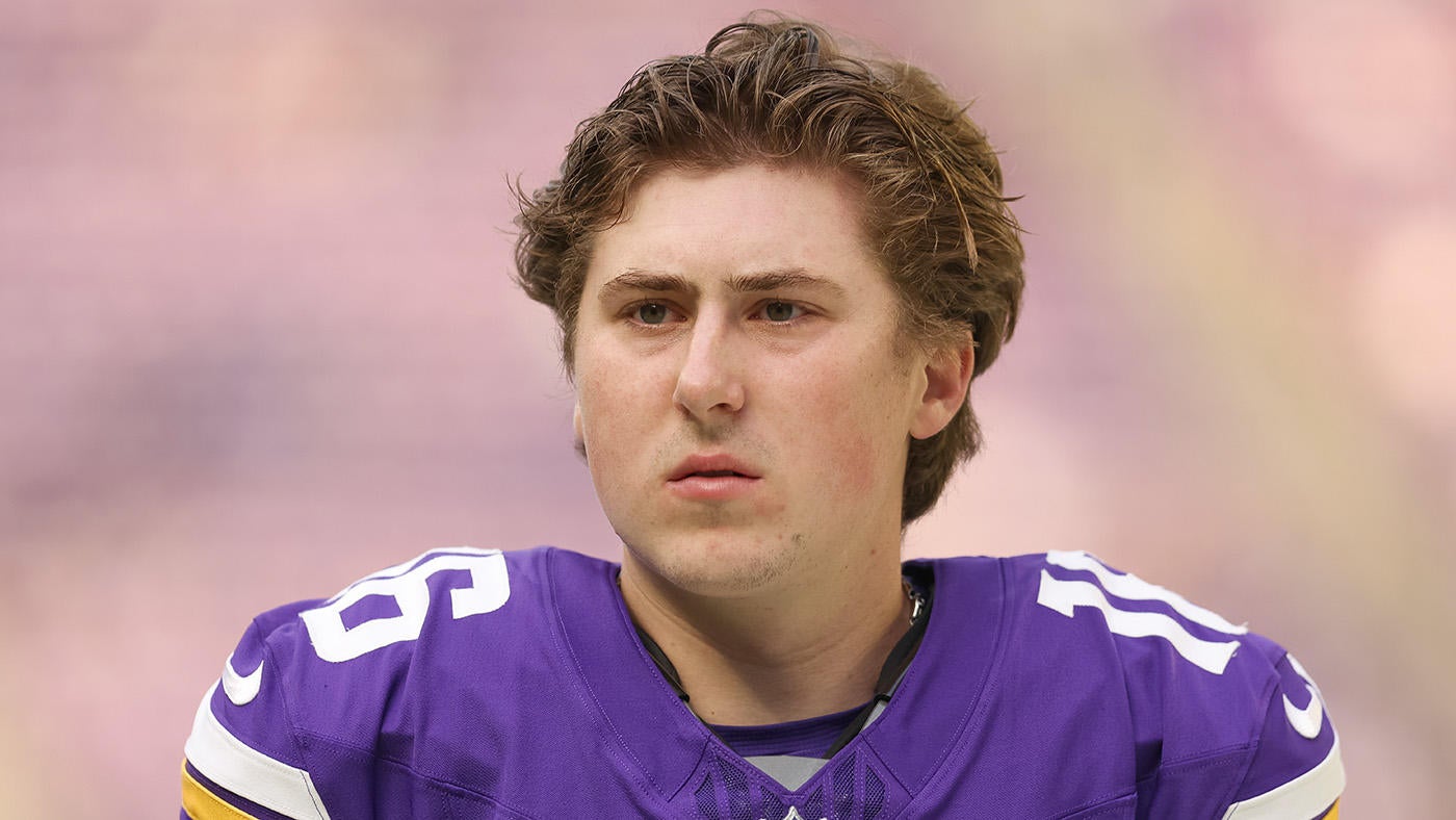 Vikings leading scorer out for a month: Rookie kicker will be replaced by player with zero NFL experience