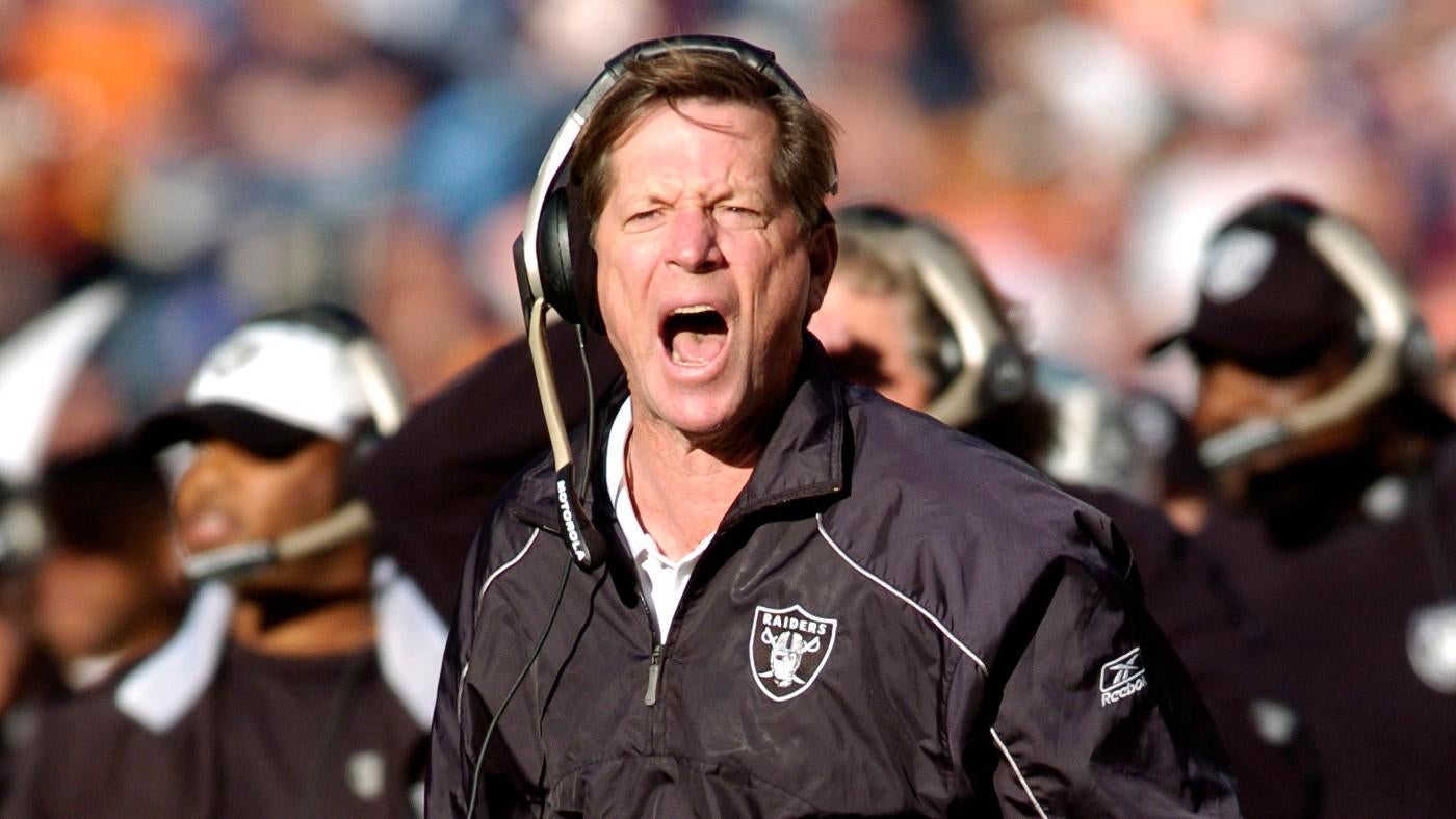 Ex-Raiders HC Norv Turner coming out of retirement to join son on offensive staff after team's firings