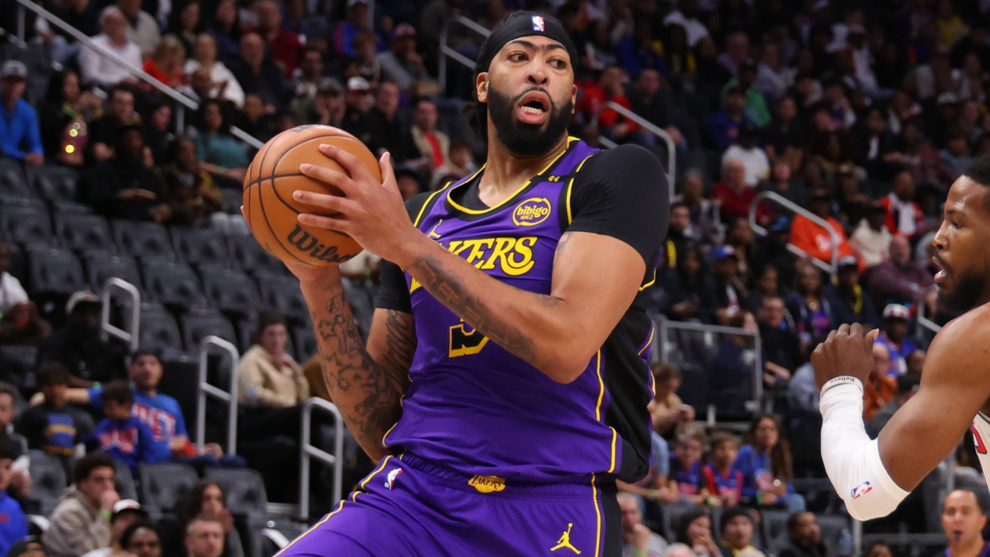 Anthony Davis injury update: Lakers star day-to-day with foot issue as team continues tough road trip