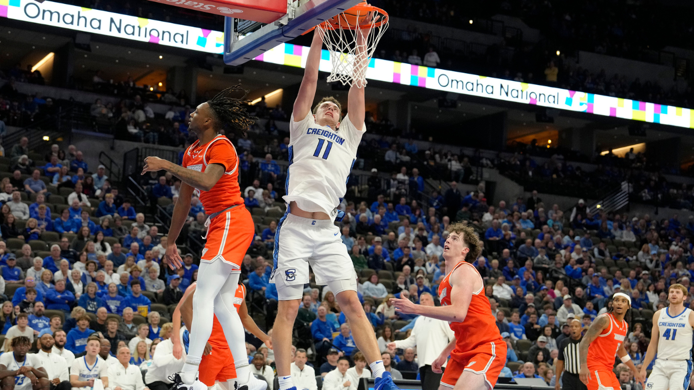 Creighton's Ryan Kalkbrenner explodes for 49 points as Bluejays ride historic performance to 1-0 start