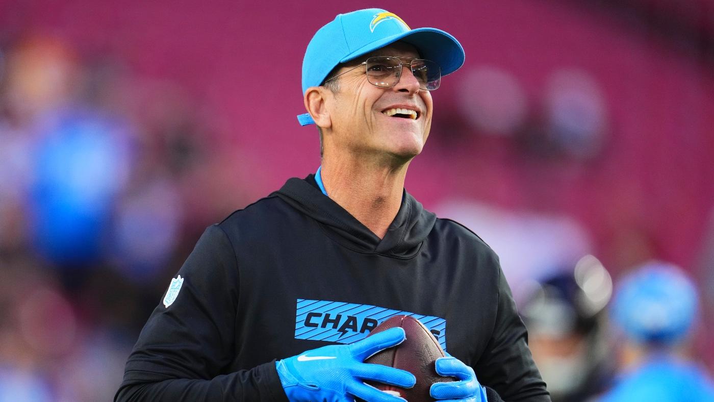 Chargers' Jim Harbaugh breaks out dad joke while explaining 'middle eight' games