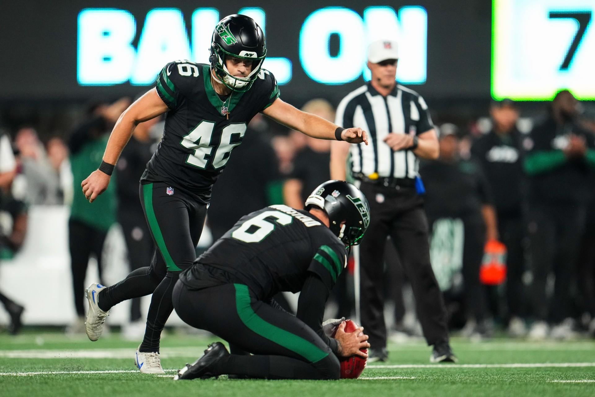 Jets' kicker surprisingly gets cut after perfect game in Week 9: Here's who will likely be kicking in Week 10