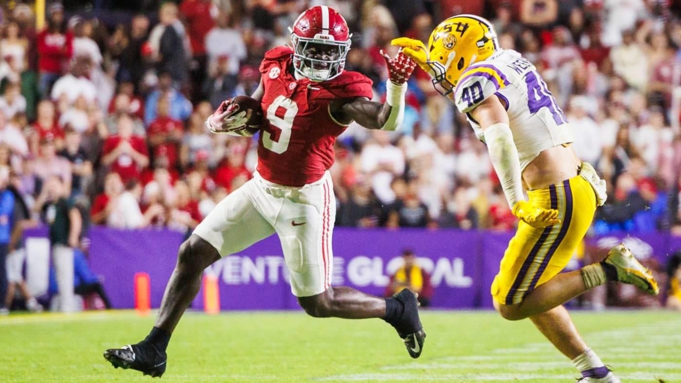 Coaches Poll top 25: Alabama surges back into top 10, Miami tumbles in college football rankings