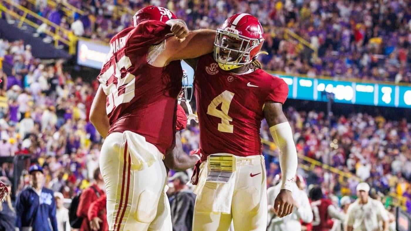 College football grades: Alabama earns 'A', Georgia gets rare 'F' on Week 11 report card